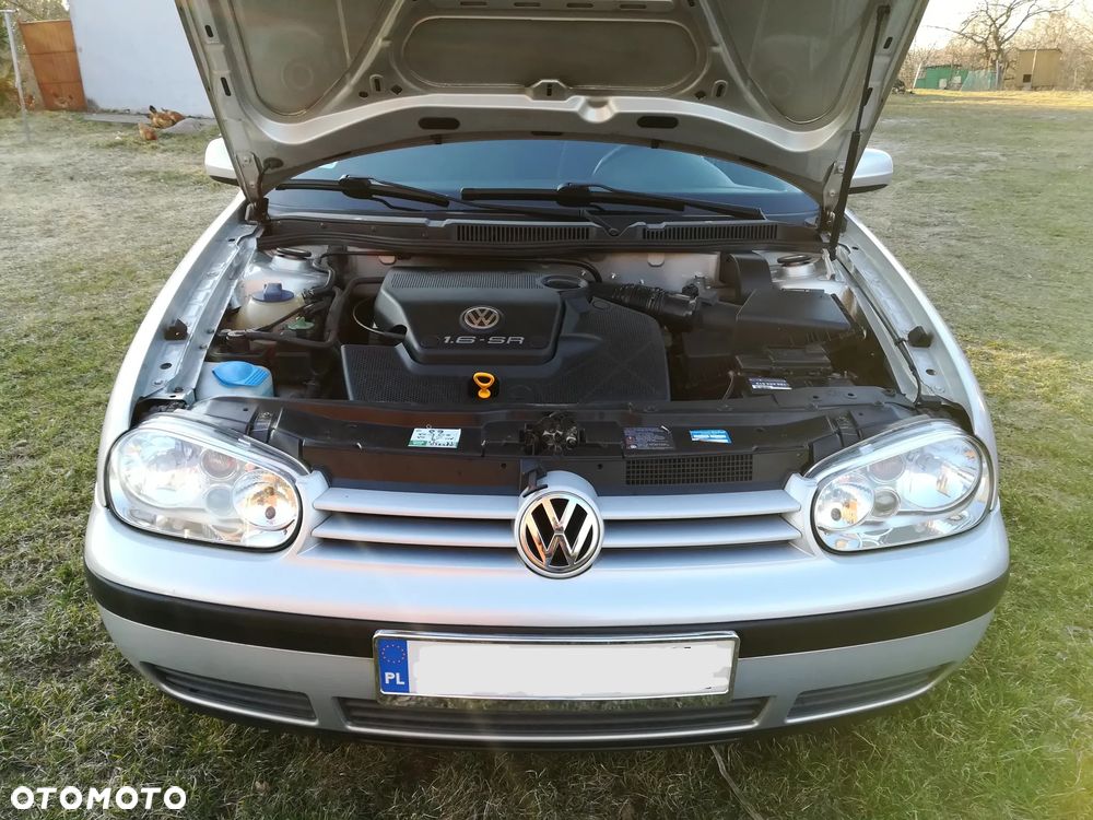 Volkswagen Golf 1.6 Comfortline - 8