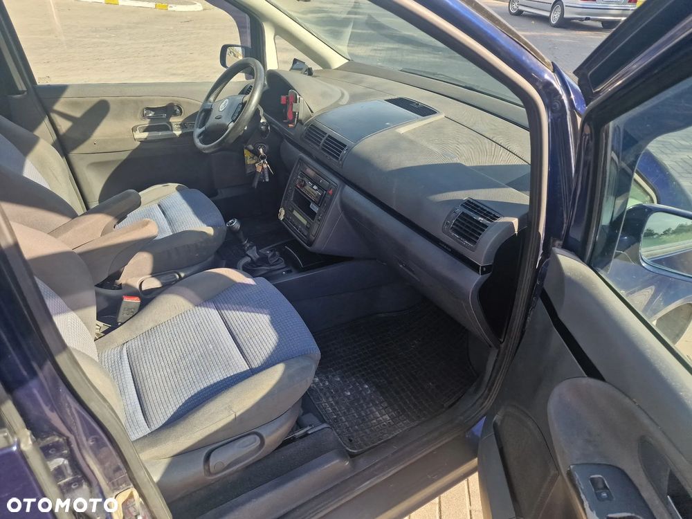 Volkswagen Sharan - 4