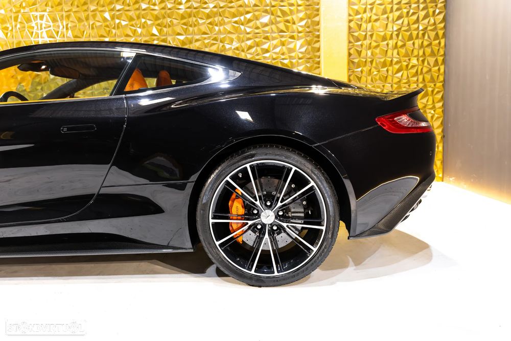 Aston Martin Vanquish Touchtronic 2 - 20