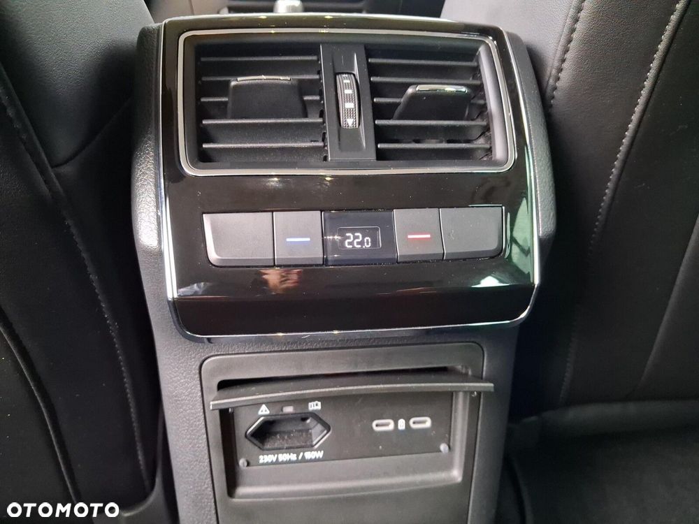 Skoda Superb 2.0 TDI SCR Style DSG - 41
