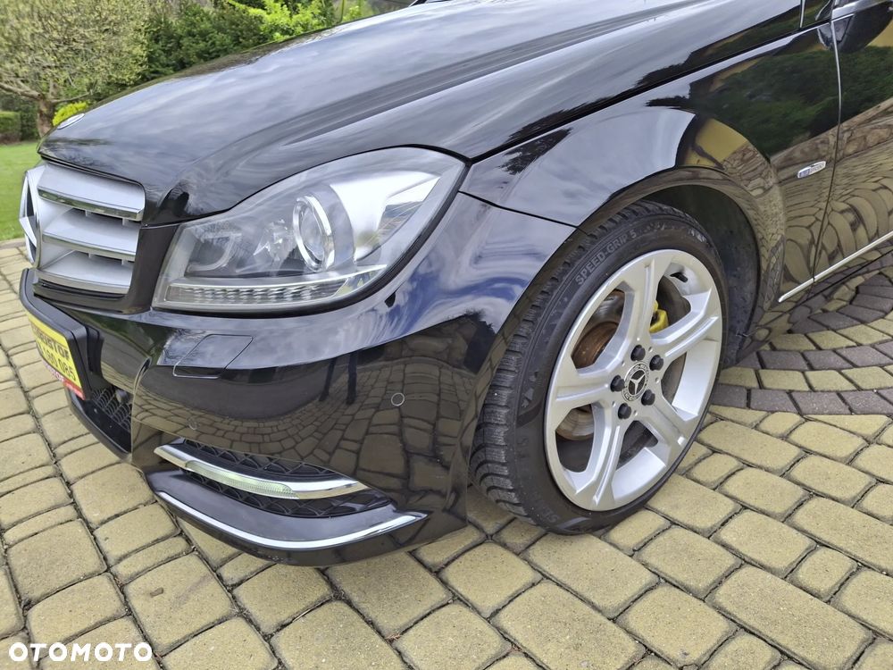 Mercedes-Benz Klasa C 180 BlueEFFICIENCY 7G-TRONIC Avantgarde - 9