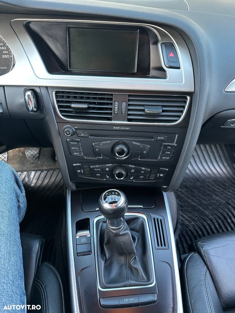 Audi A4 2.0 TDI B8 Quattro - 12