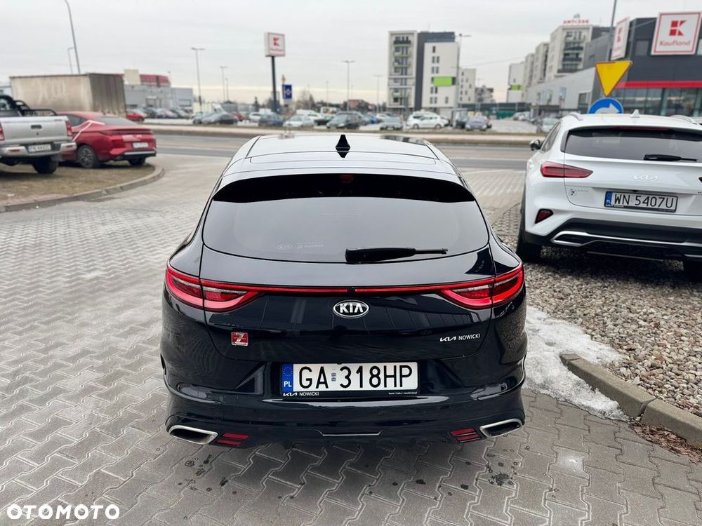 Kia ProCeed 1.6 T-GDI GT DCT - 4