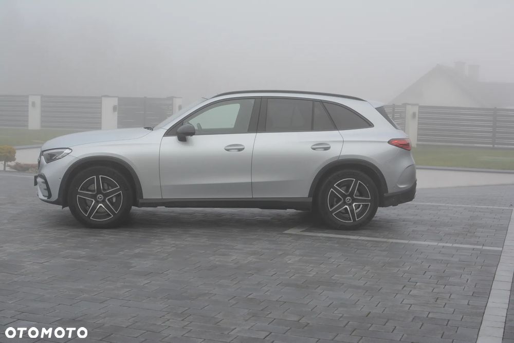 Mercedes-Benz GLC 220 d mHEV 4-Matic AMG Line - 4