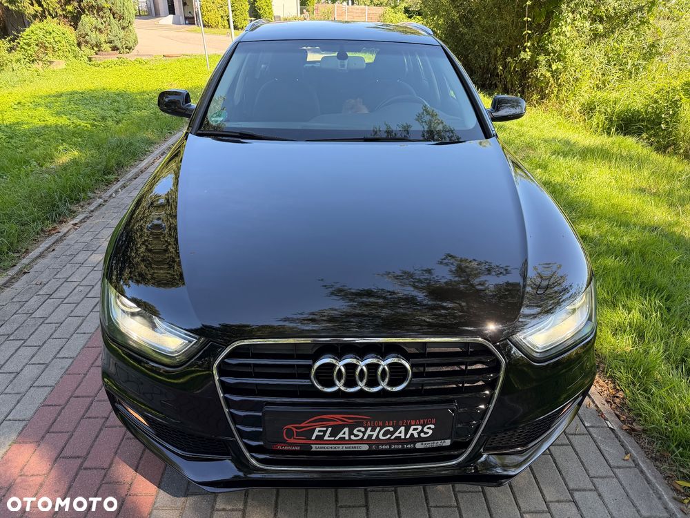 Audi A4 Avant 2.0 TDI DPF clean diesel multitronic S line Sportpaket - 33