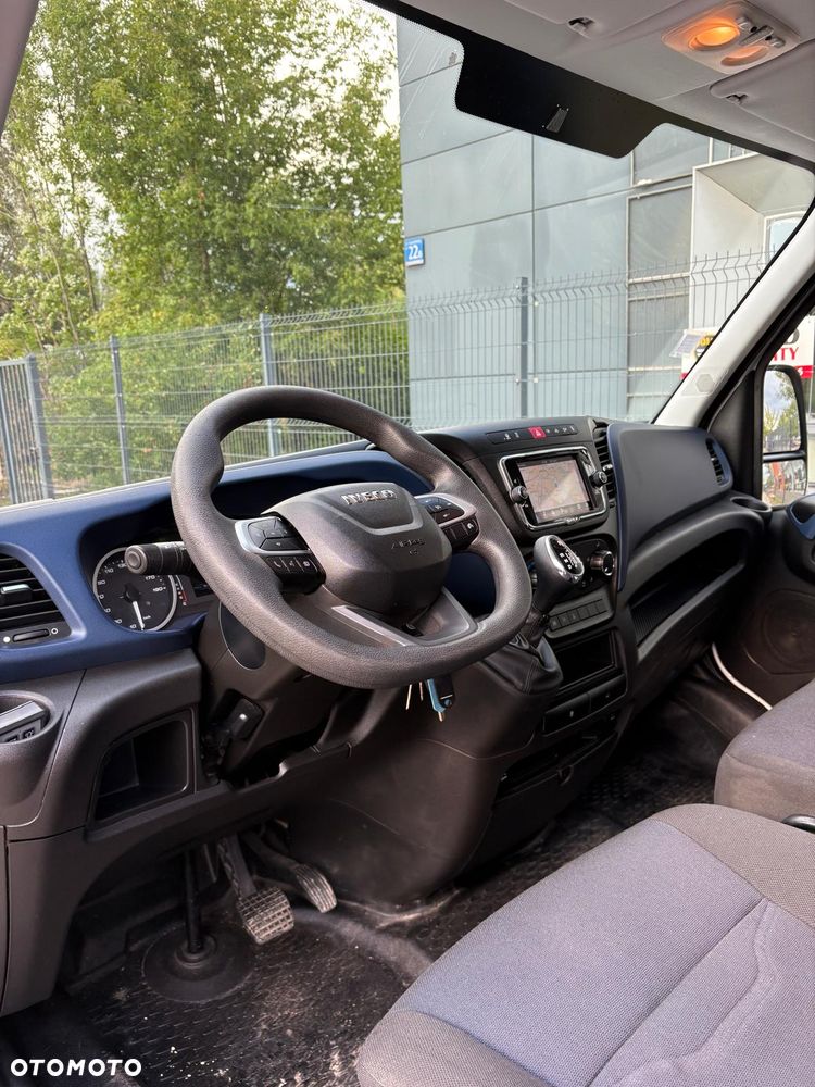 Iveco Iveco Daily 35S160, 2.3 160KM, L2H2, LED, HiMatic, Bardzo zadbane - 18