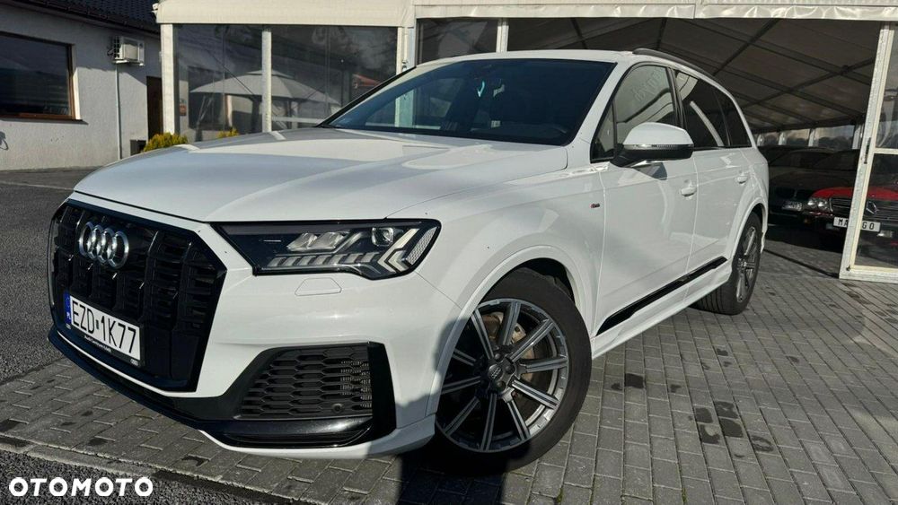 Audi Q7 - 1