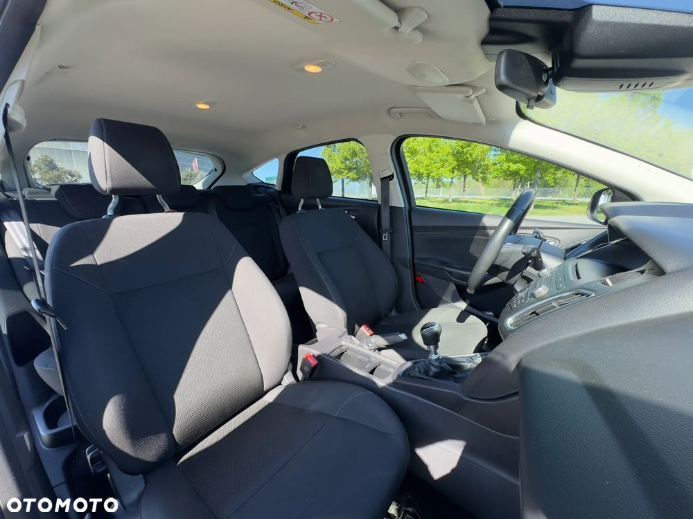 Ford Focus - 10