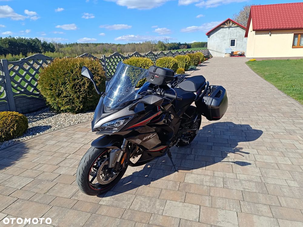 Kawasaki Ninja 1000 SX - 3