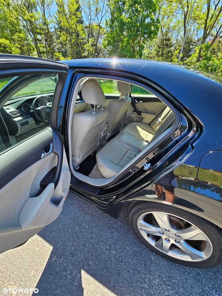 Honda Accord 2.0 Executive - 6