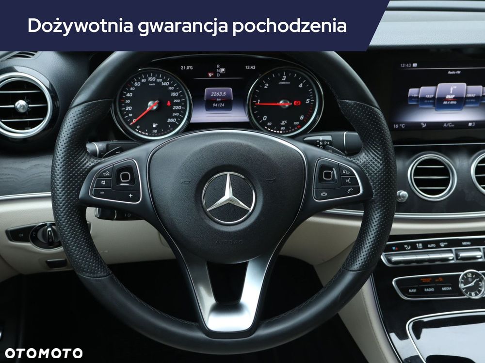Mercedes-Benz Klasa E - 21