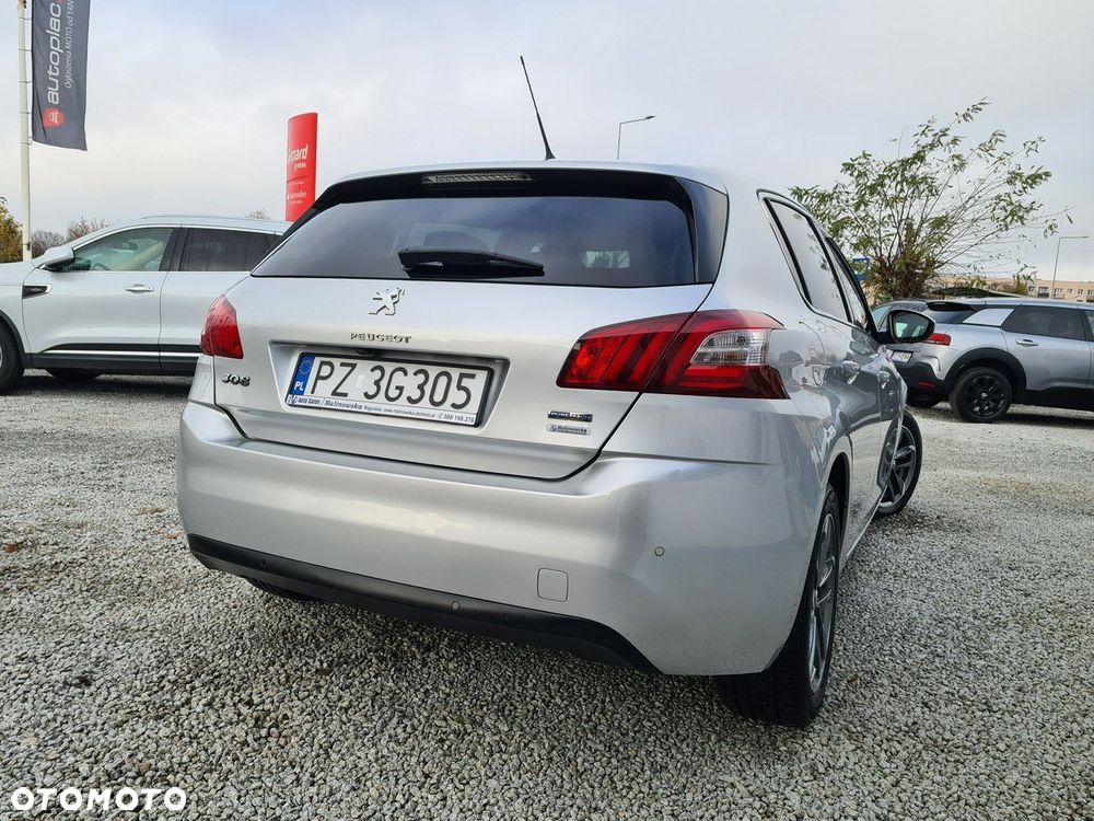 Peugeot 308 1.2 PureTech Allure S&S - 3