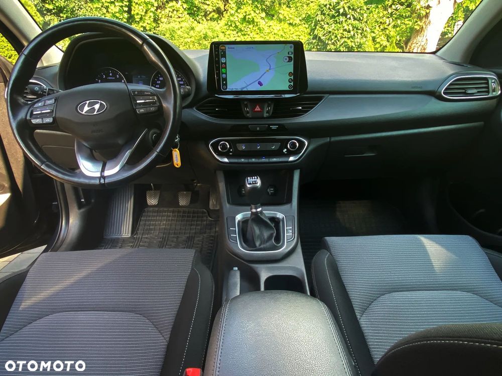 Hyundai i30 - 23