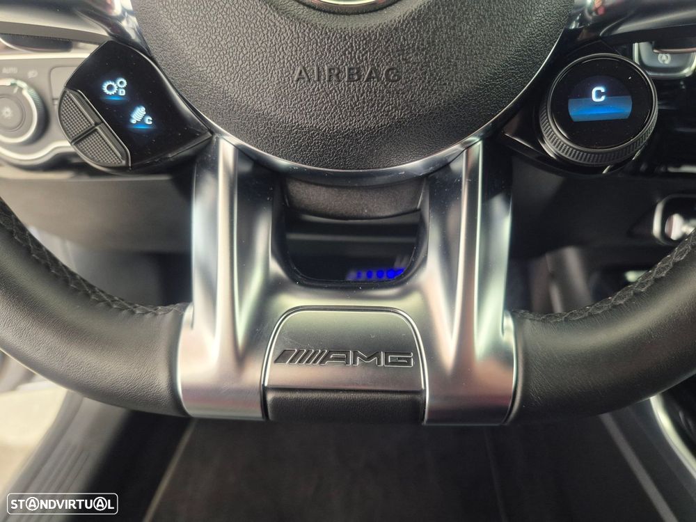 Mercedes-Benz CLA 35 AMG - 24