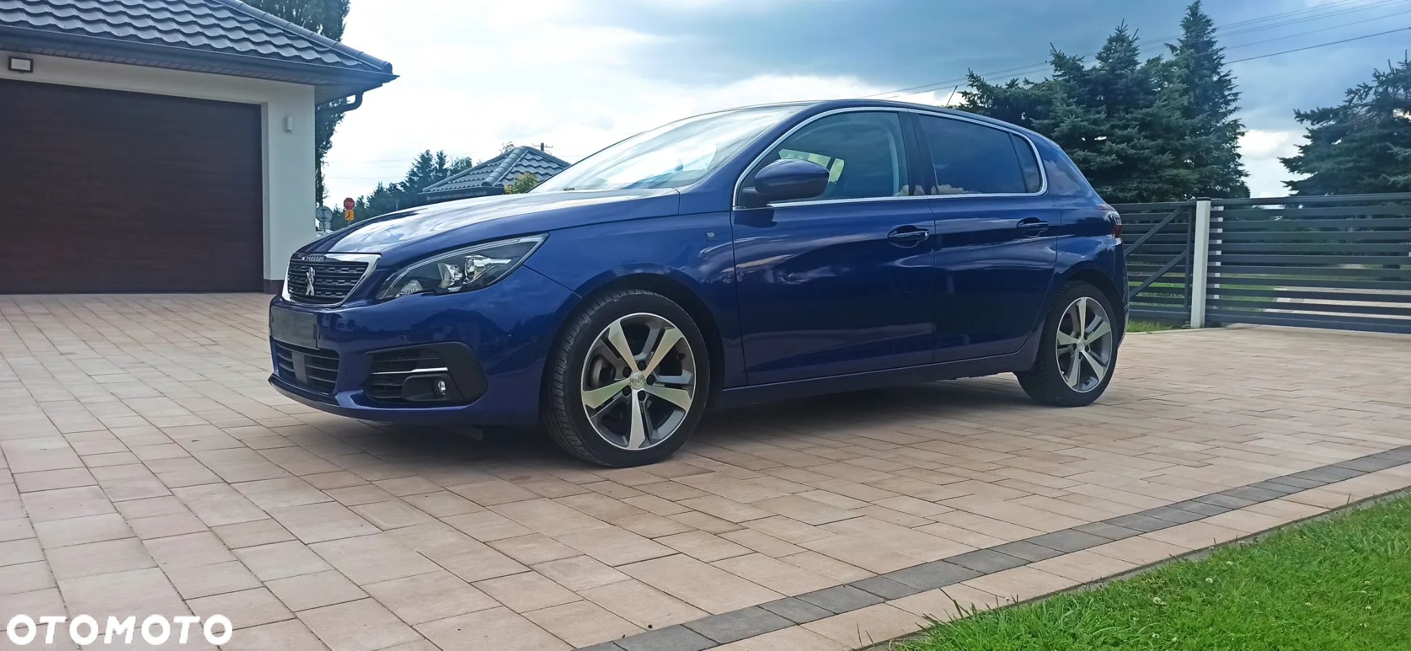 Peugeot 308 BlueHDi 130 EAT8 GT - 19