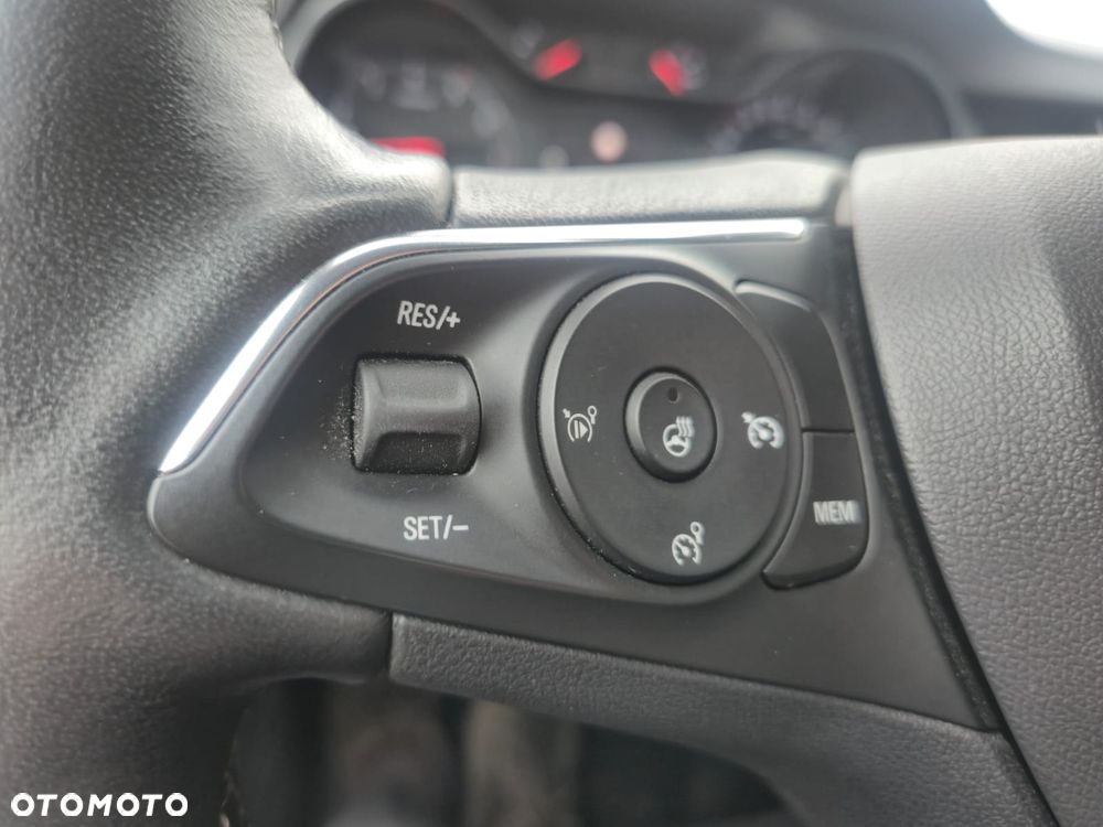 Opel Crossland 1.2 T Elegance - 17