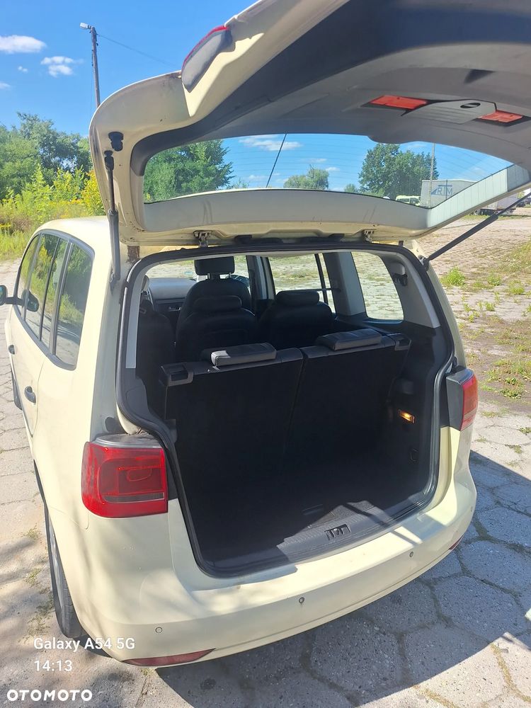 Volkswagen Touran 2.0 TDI DPF DSG Comfortline - 8