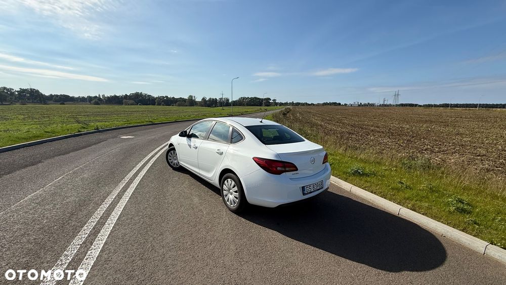 Opel Astra - 3