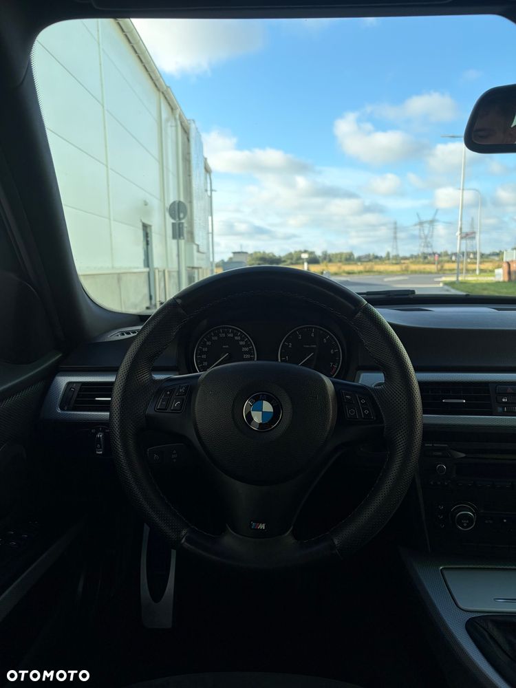 BMW Seria 3 320i Edition Sport - 14