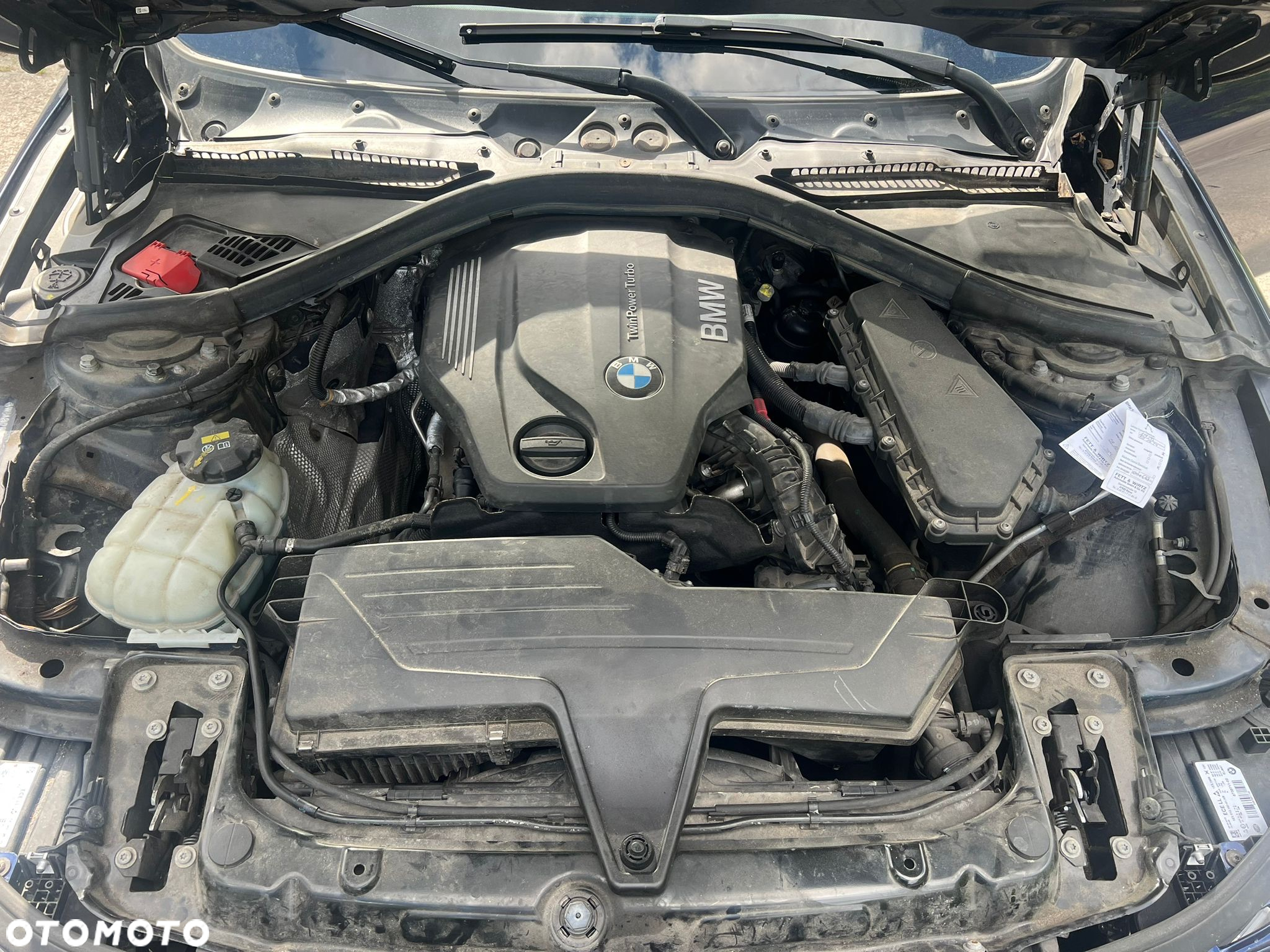 BMW Seria 3 318d Touring - 17