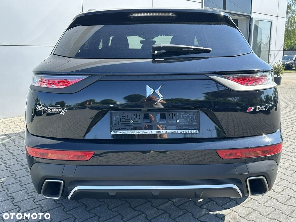 DS Automobiles DS 7 Crossback - 11