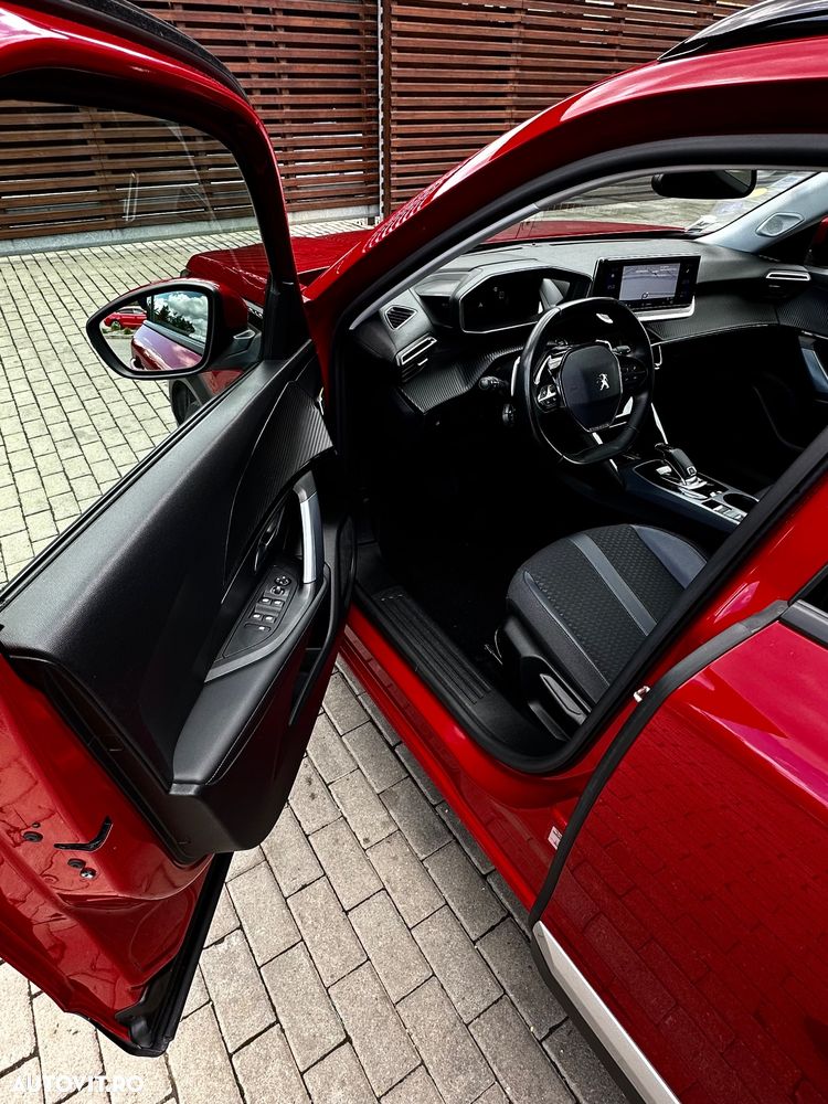 Peugeot 2008 PureTech 130 EAT8 Allure Pack - 12