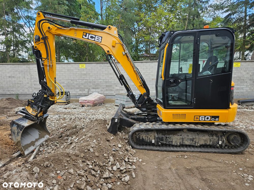 JCB 60C-2 - 3