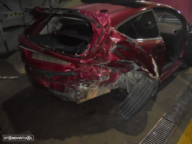 Carro MOT: SNJA SNJB CXVEL :8AGR700CA  TTFLO FORD FIESTA 6 2009 1.25 852CV 3P VERMELHO GASOLINA - 6