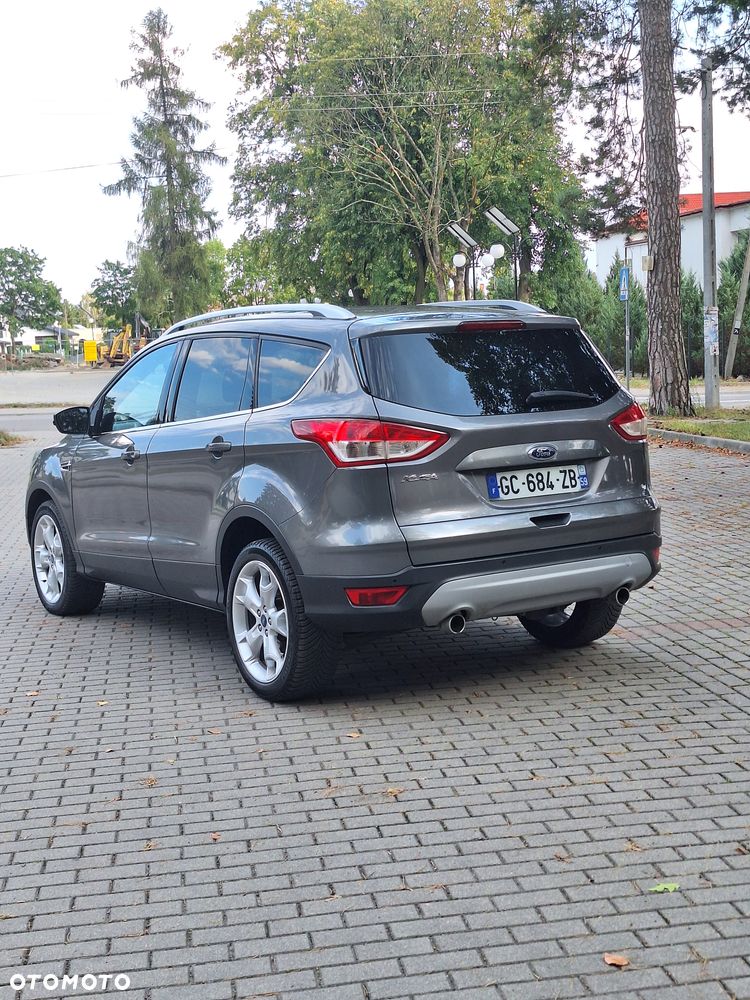 Ford Kuga 2.0 TDCi 4WD Titanium - 4