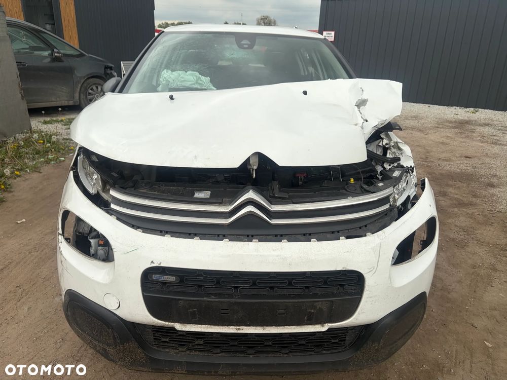 Citroën C3 Pure Tech 68 LIVE - 3