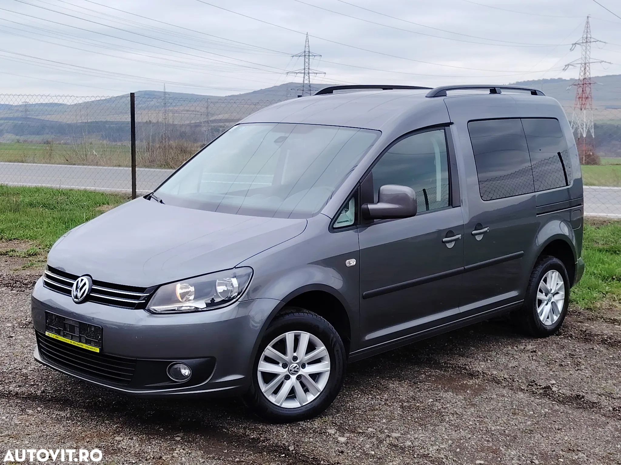 Volkswagen Caddy 1.6 TDI Comfortline DSG - 13