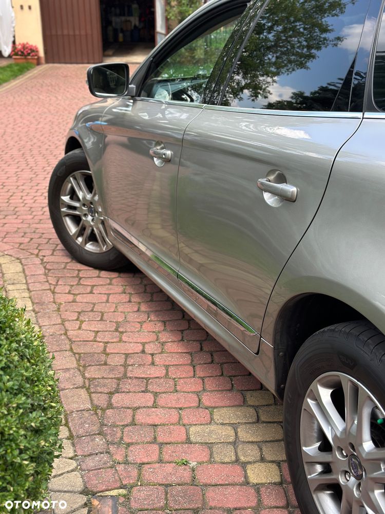 Volvo XC 60 D5 AWD Summum - 8