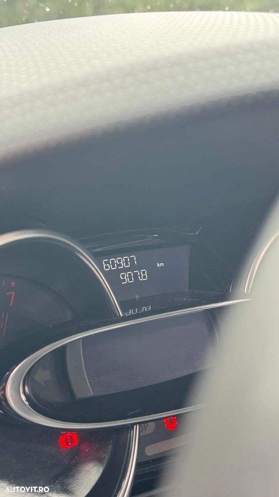 Renault Clio IV 1.2 Zen - 10