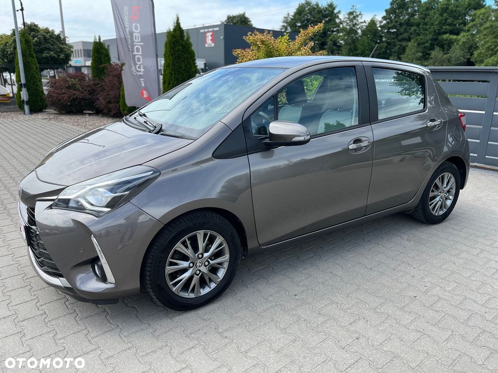 Toyota Yaris 1.5 Premium - 2
