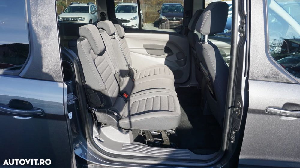 Ford Tourneo Connect Grand 1.5 TDCi Start/Stop Titanium - 12