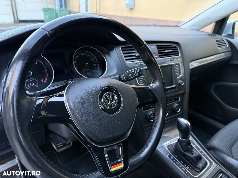 Volkswagen Golf 2.0 TDI DSG 4Motion - 9