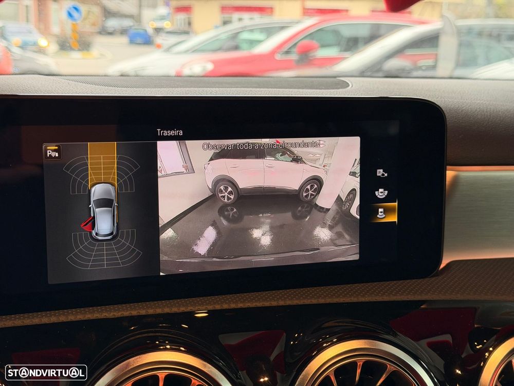 Mercedes-Benz A 160 AMG Line - 17