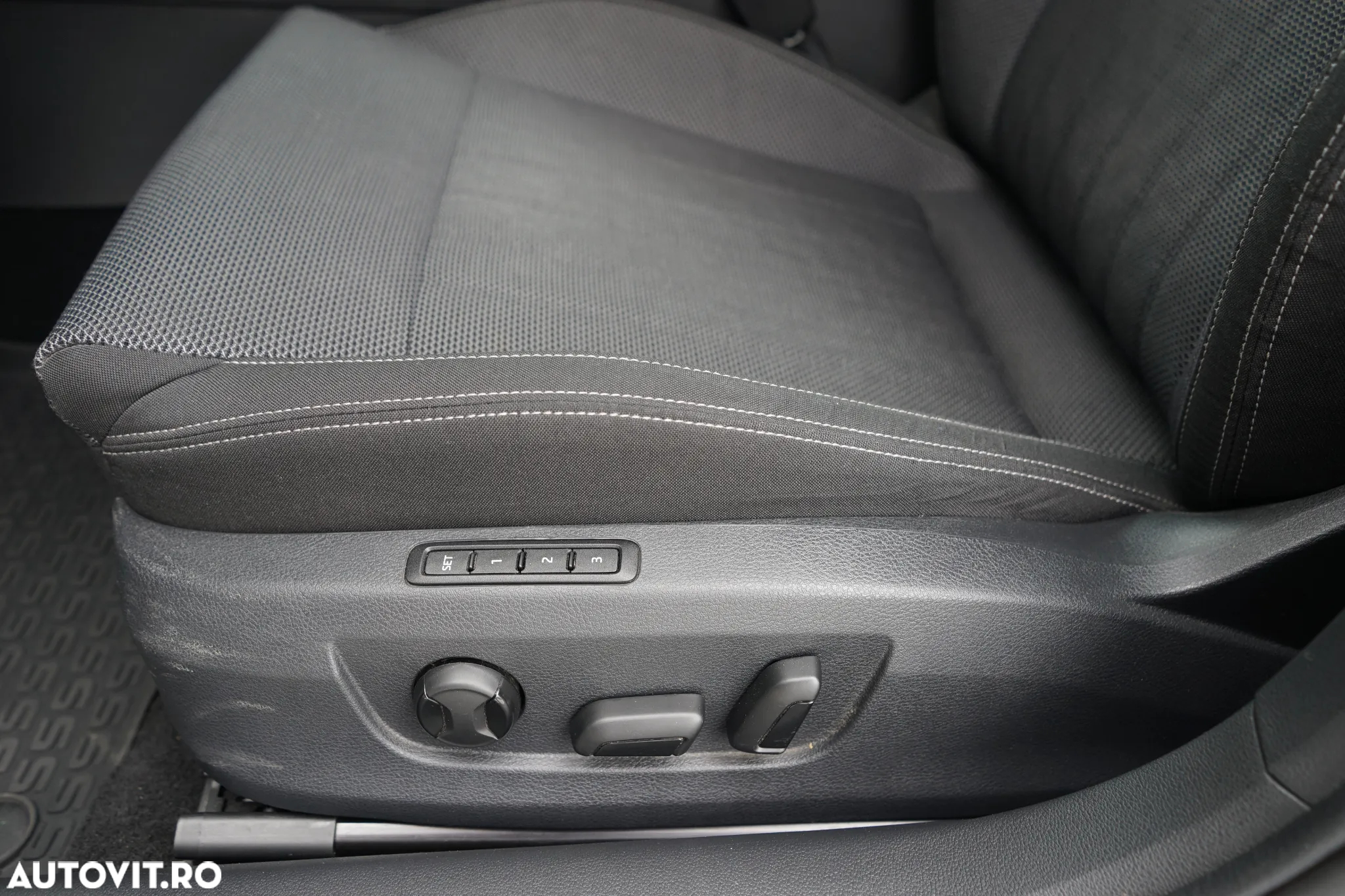 Skoda Superb Combi 2.0 TDI 4X4 DSG Style - 14