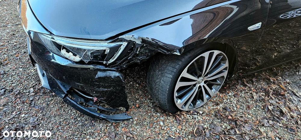 Opel Insignia 2.0 BiTurbo 4x4 Exclusive - 23