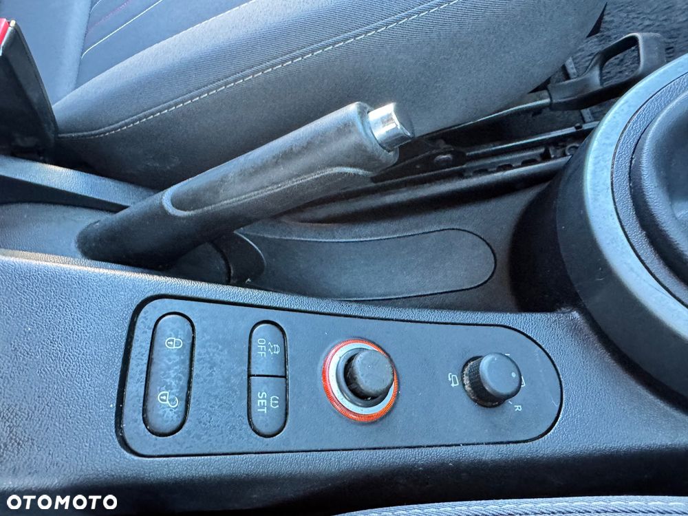 Seat Altea XL 2.0 TDI CR DPF Style Copa - 23