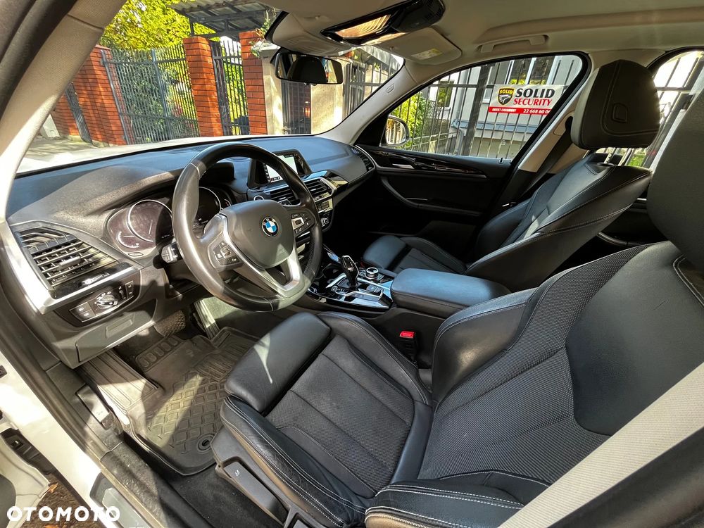BMW X3 xDrive20i xLine - 16