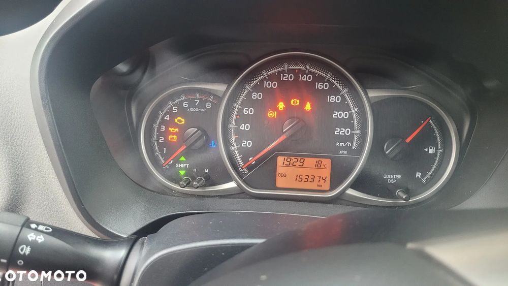 Toyota Yaris 1.0 Active EU6 - 5