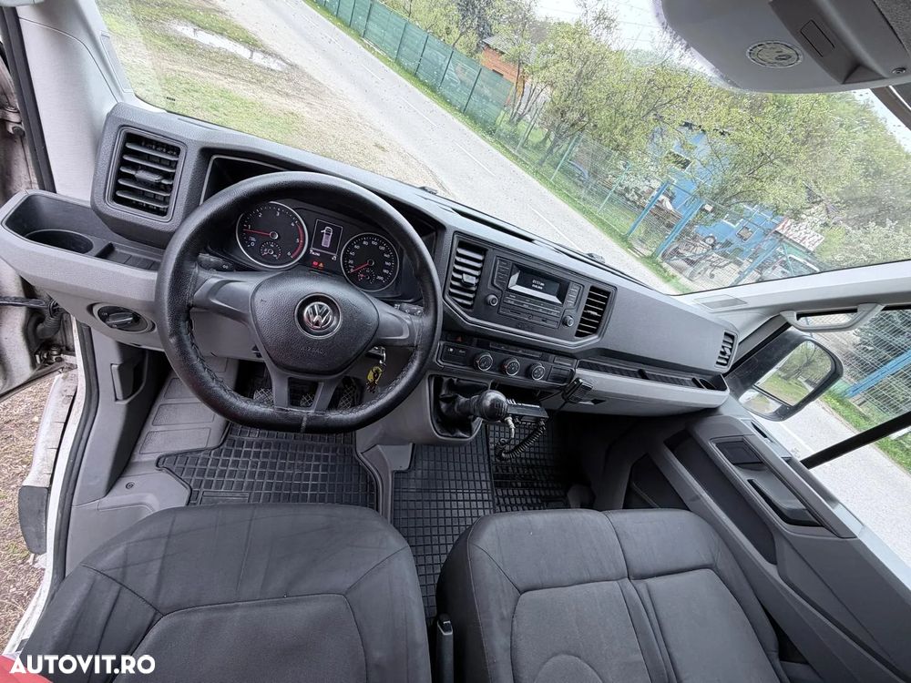 Volkswagen Crafter - 12