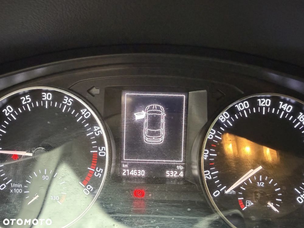 Skoda RAPID Spb 1.6 TDI DPF Ambition - 5