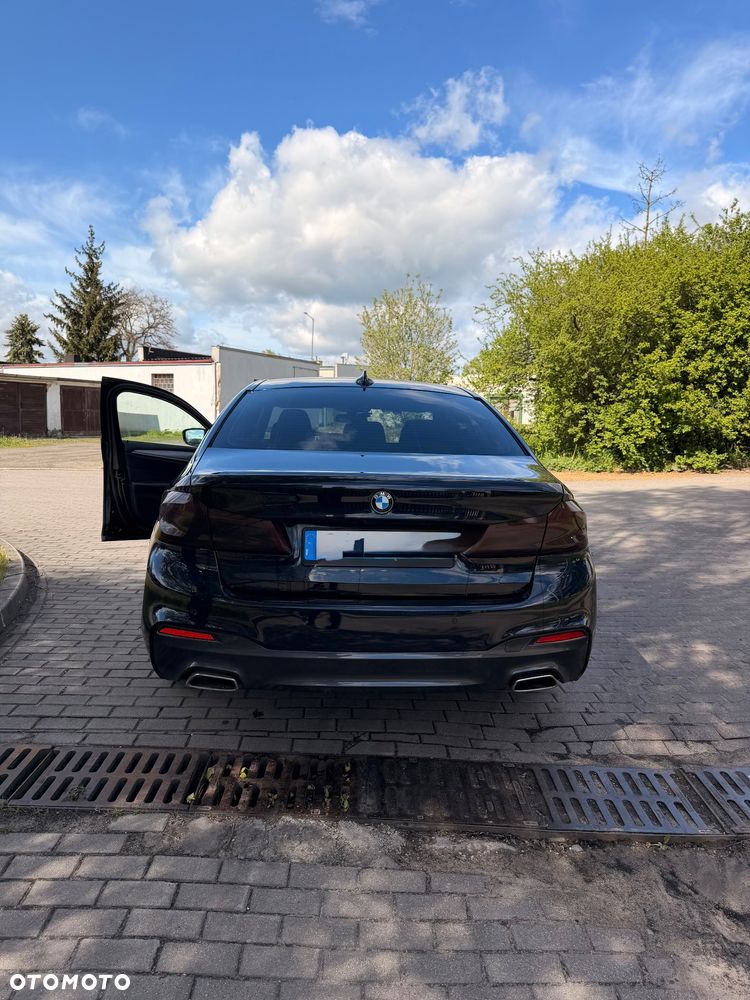 BMW Seria 5 520d xDrive - 7
