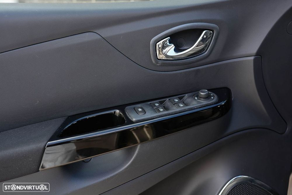 Renault Captur 0.9 TCE Sport - 25