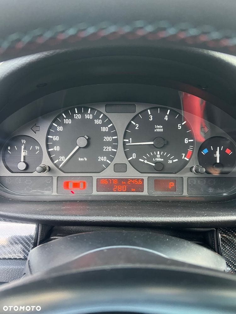 BMW Seria 3 - 10