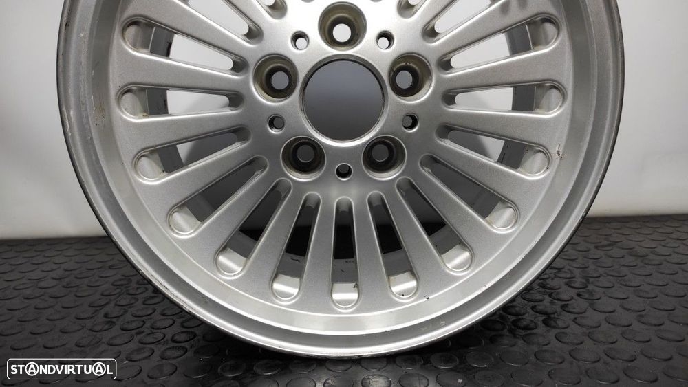 PNEU BMW SERIE 5 BERLINA (E39) 528I - 4