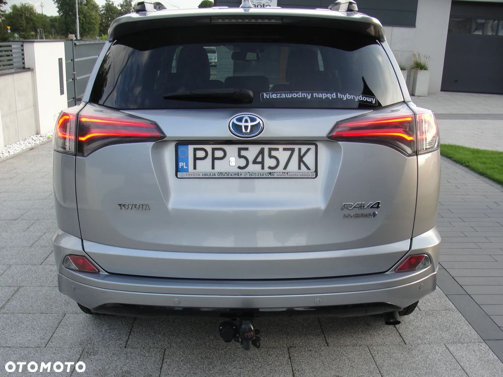 Toyota RAV4 Hybrid Selection 4x4 - 32