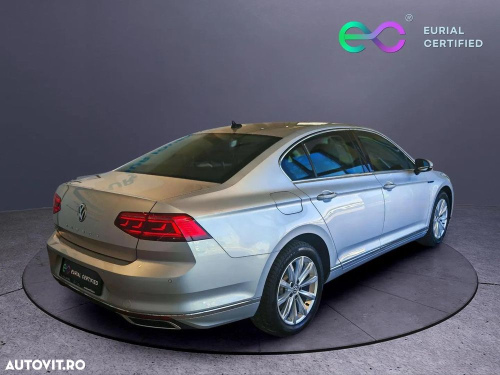 Volkswagen Passat Standard - 4